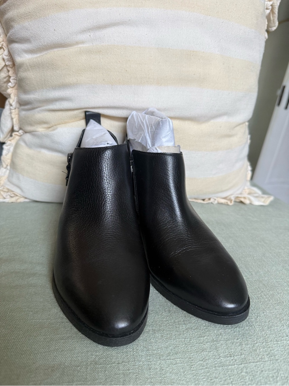 Vionic Cecily Waterproof Pebbled Ankle Boot - Picture 4 of 5